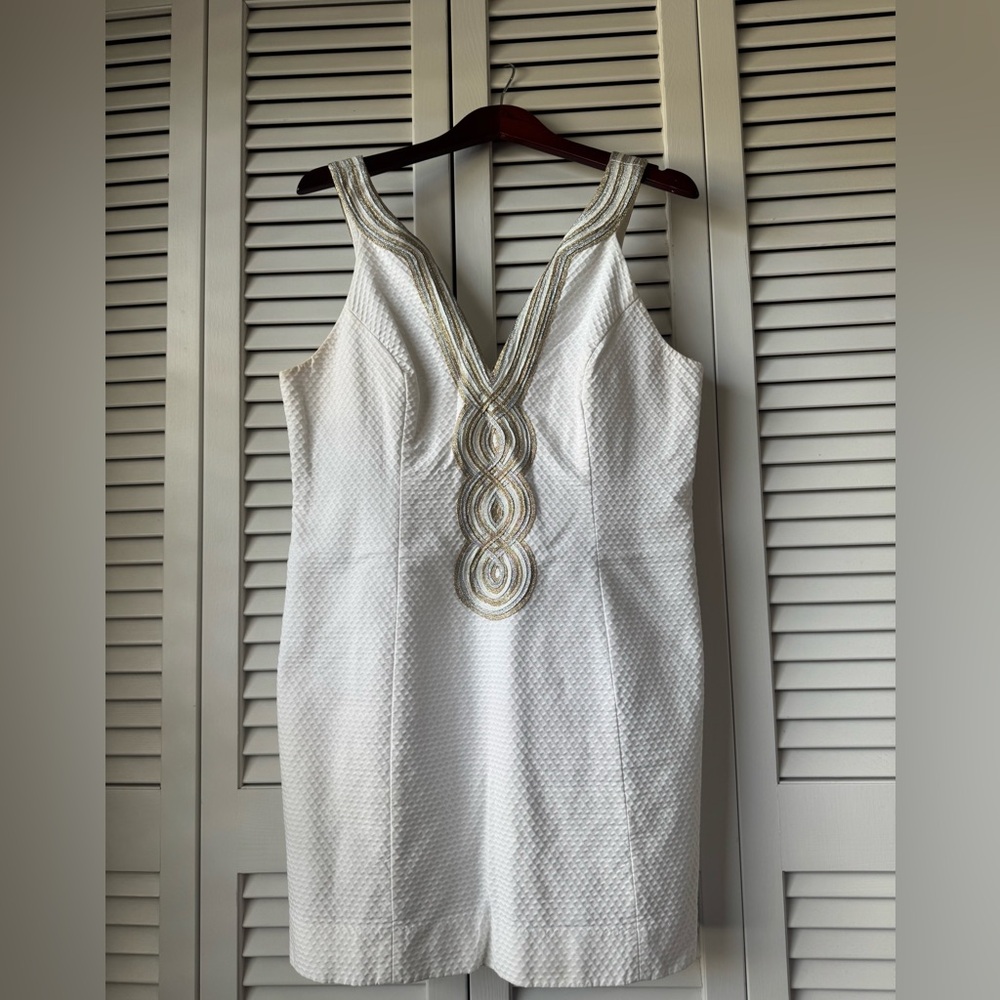 Classic white Lillly Pulitzer dress